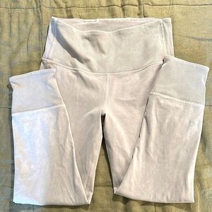 Grey Lululemon crop 23” inseam